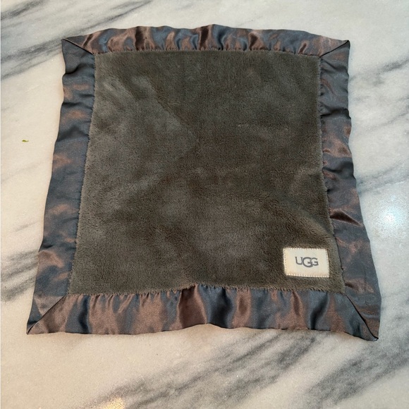 UGG Soft Gray Kids Slippers Bixbee and Lovey size 4/5 - Picture 4 of 12